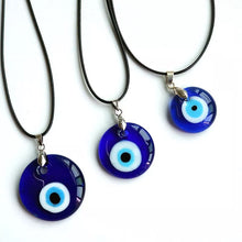 Load image into Gallery viewer, Mal de Ojo / Evil Eye Glass Pendant Necklace

